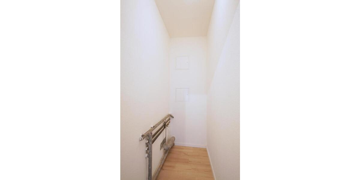 + Sonnenbalkon + sofort beziehbar mit Aufzug + 1.5 zimmer