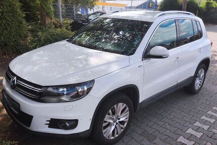 VW Tiguan 236.400 km 8.500 &euro; Toenisvorst 47918