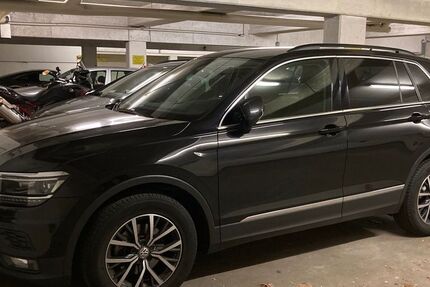 VW Tiguan 61.000 km 26.500 € Wuppertal 42275
