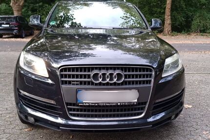 Audi Q7 334.047 km 8.900 € Düsseldorf 40599