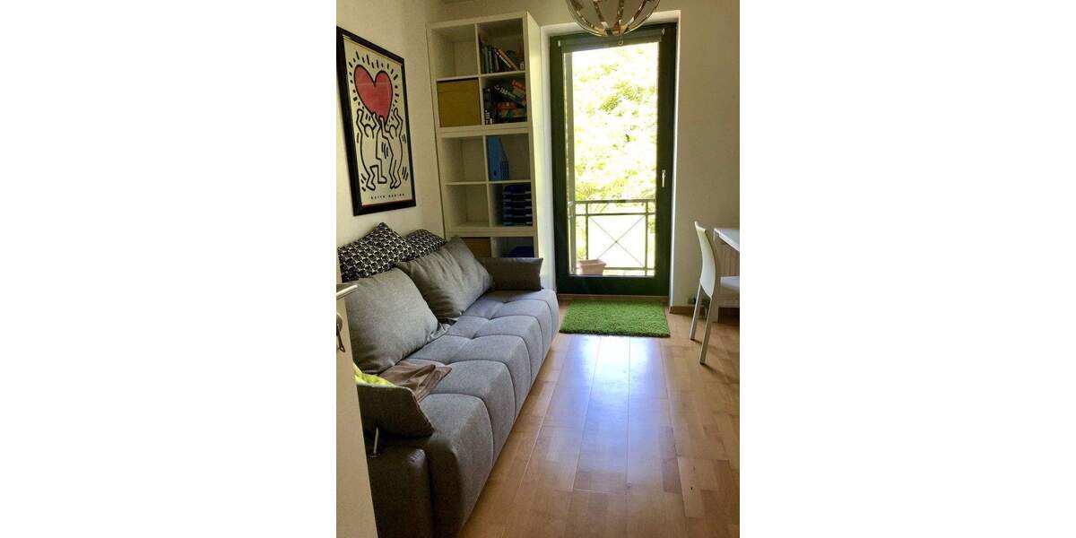 Etagenwohnung Krefeld Cracau - 3 Zimmer, 101 m&sup2;, 1.150&euro; | Angebot:25659232