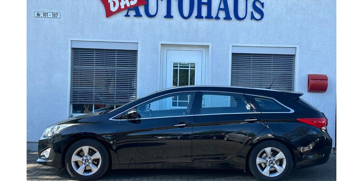 Hyundai i40 290.000 km 3.250 &euro; Marl 45770