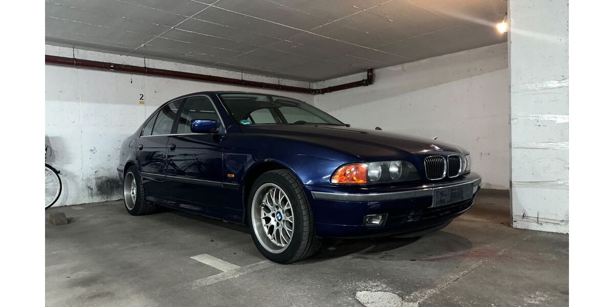 BMW 523 177.000 km 5.800 &euro; Tönisvorst 47918
