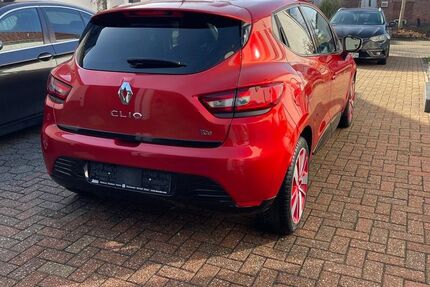 Renault Clio 76.200 km 6.690 &euro; Kamp-Lintfort 47475