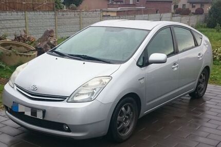 Toyota Prius 250.700 km 5.750 &euro; Meerbusch 40677
