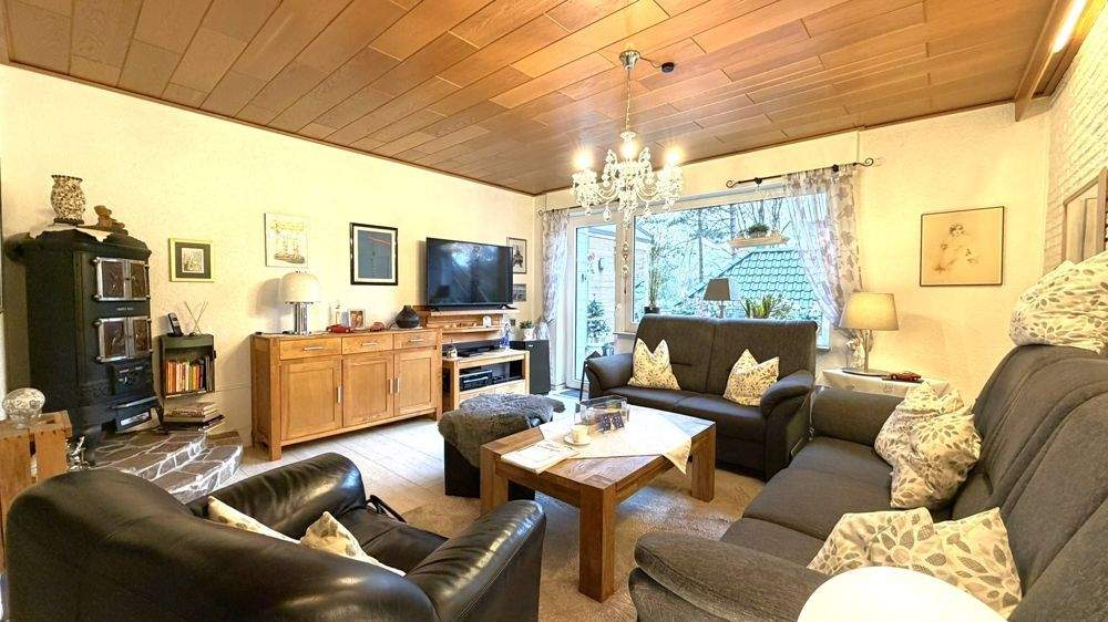 Doppelhaushälfte in Oberhausen-Eisenheim mit Garten, Garage, Carport, zwei Terrassen und mehr! 6 zimmer