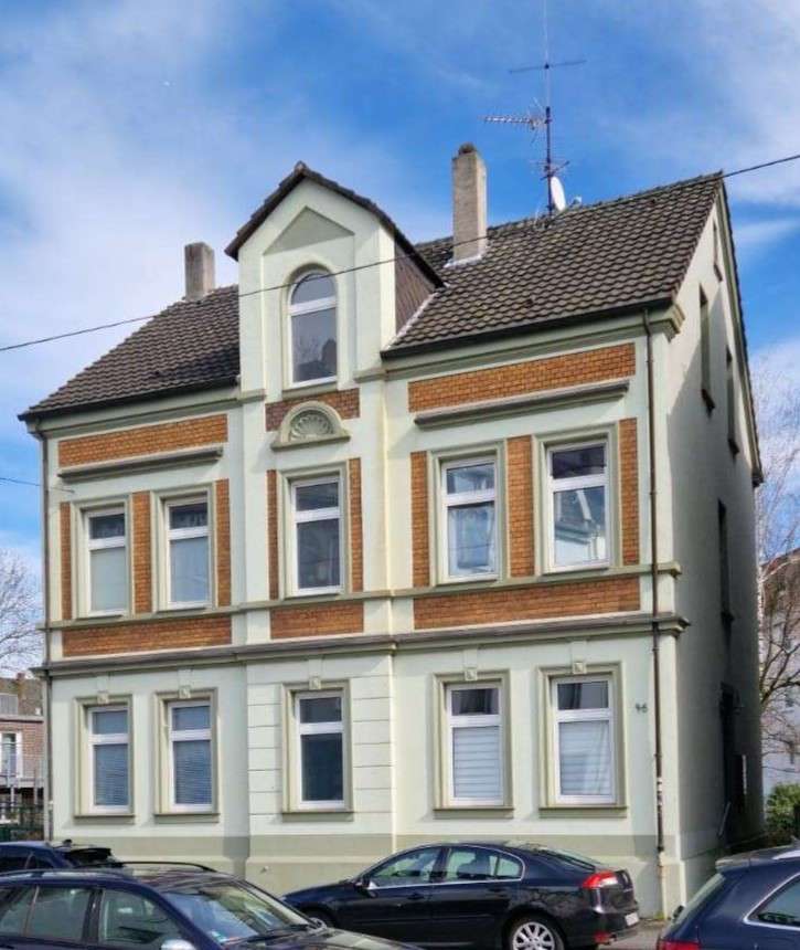 Haus zum Kaufen in Bochum 270.000 € 250 m²