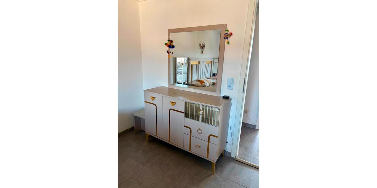 Dachgeschoßwohnung Duisburg Rheinhausen - 3.5 Zimmer, 80 m&sup2;, 198.000&euro; | Angebot:27258760