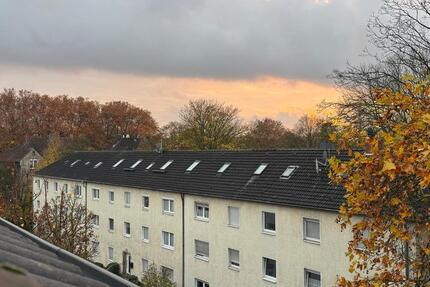 5-Zimmer Dachgeschosswohnung-140qm- 4 Balkone 5 zimmer