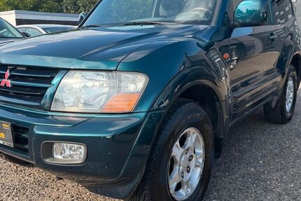 Mitsubishi Pajero 222.000 km 7.499 &euro; Kamp-Lintfort 47475