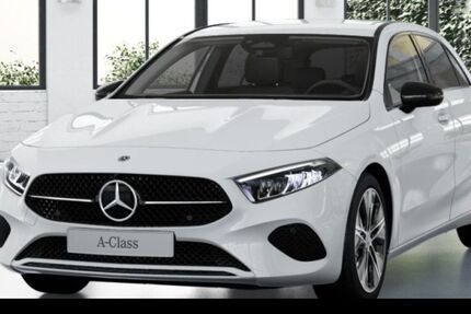 Mercedes-Benz A 180 9.900 km 34.990 &euro; Düsseldorf 40470