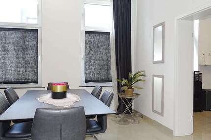 Wohnung zum Kaufen in Oberhausen 230.000 € 111.74 m² 3 zimmer