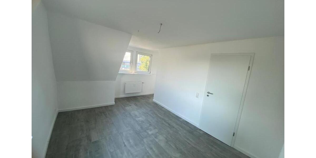 Gemütliche 2-Zimmer-Dachgeschosswohnung mit Gartenmitbenutzung 2 zimmer