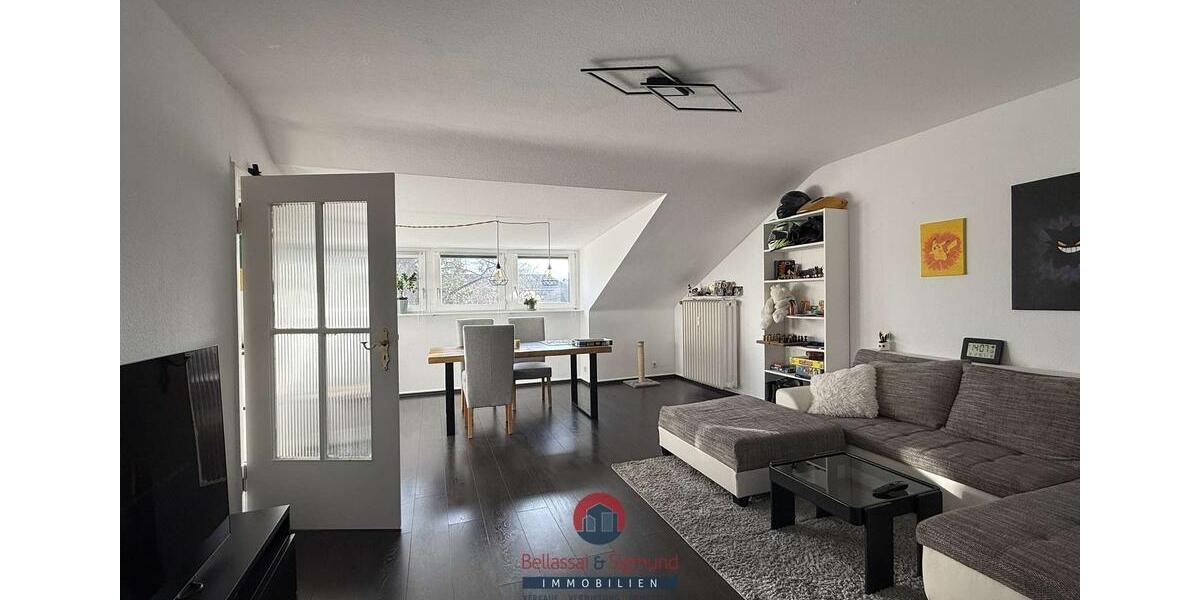 KREFELD - SCHÖNE 2-ZIMMERWOHNUNG DIREKT AM BISMARCKPLATZ 2 zimmer