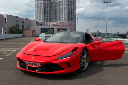 Ferrari F8 20.652 km 340.000 &euro; Essen 45127