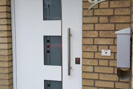 Haus Oberhausen - 4 Zimmer, 160 m&sup2;, 570.000&euro; | Angebot:24353435