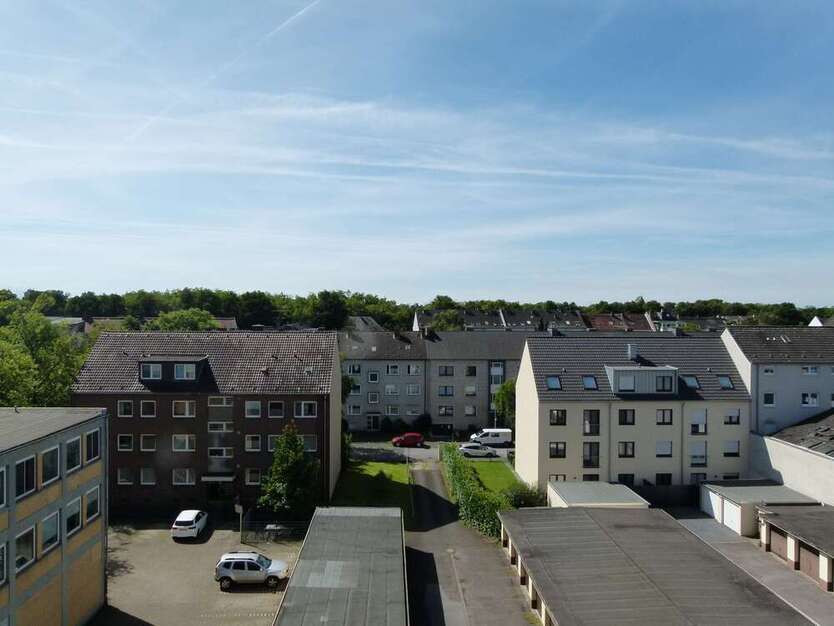 Wohnung zum Kaufen in Duisburg 179.500 € 86 m²
