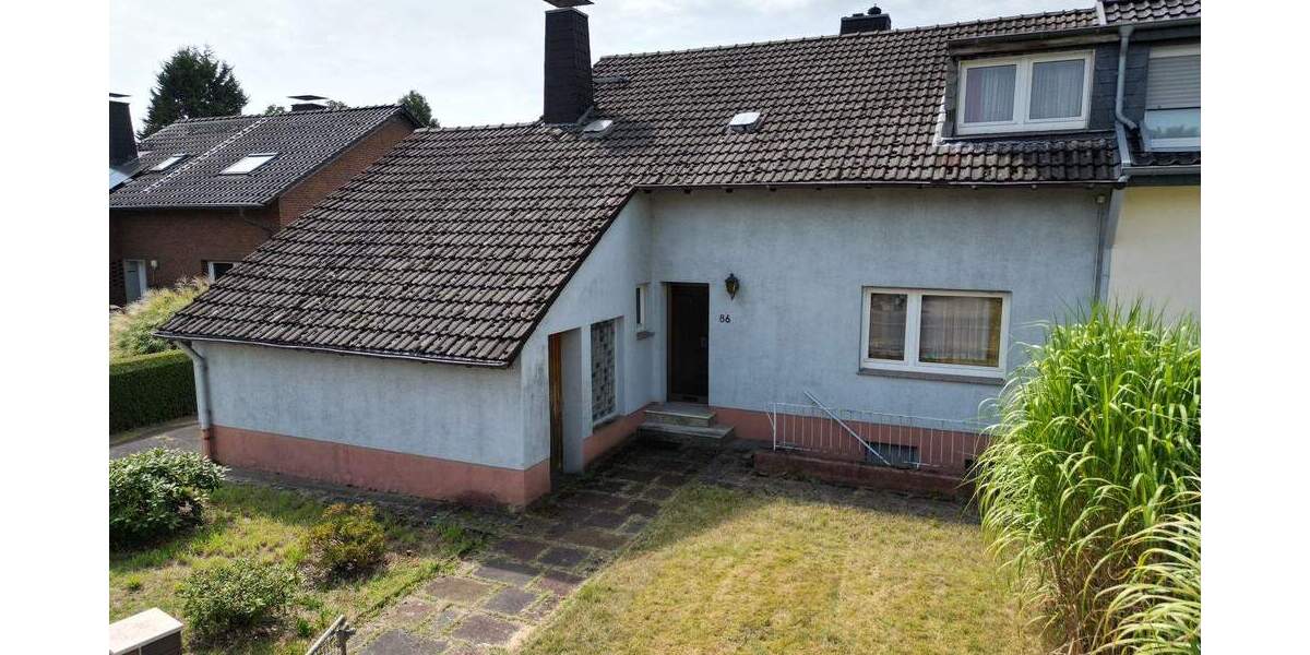 Doppelhaushälfte mit Potenzial in begehrter Lage von Neukirchen – Vluyn zimmer