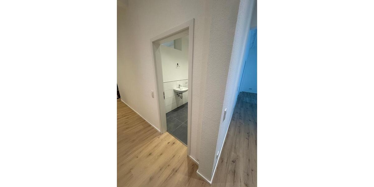 Erstbezug, Neu-renovierte 3-Zimmerwohnung, Altbau im Stadtzentrum 3 zimmer