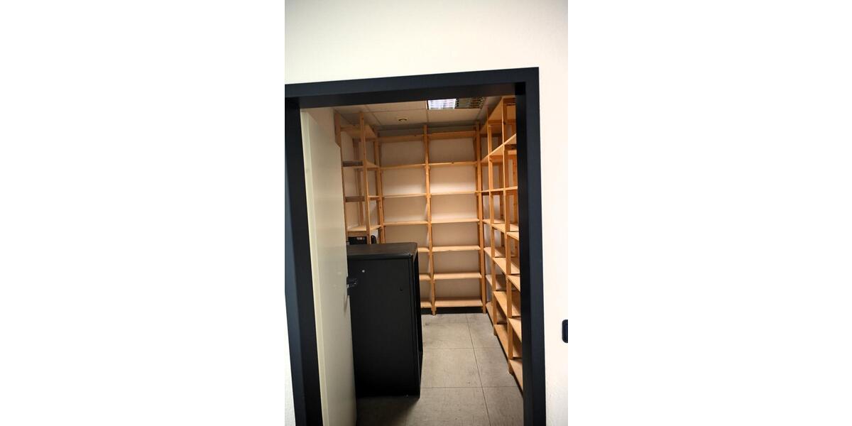 Bürofläche | 175 m² | M2 Gewerbegebiet zimmer