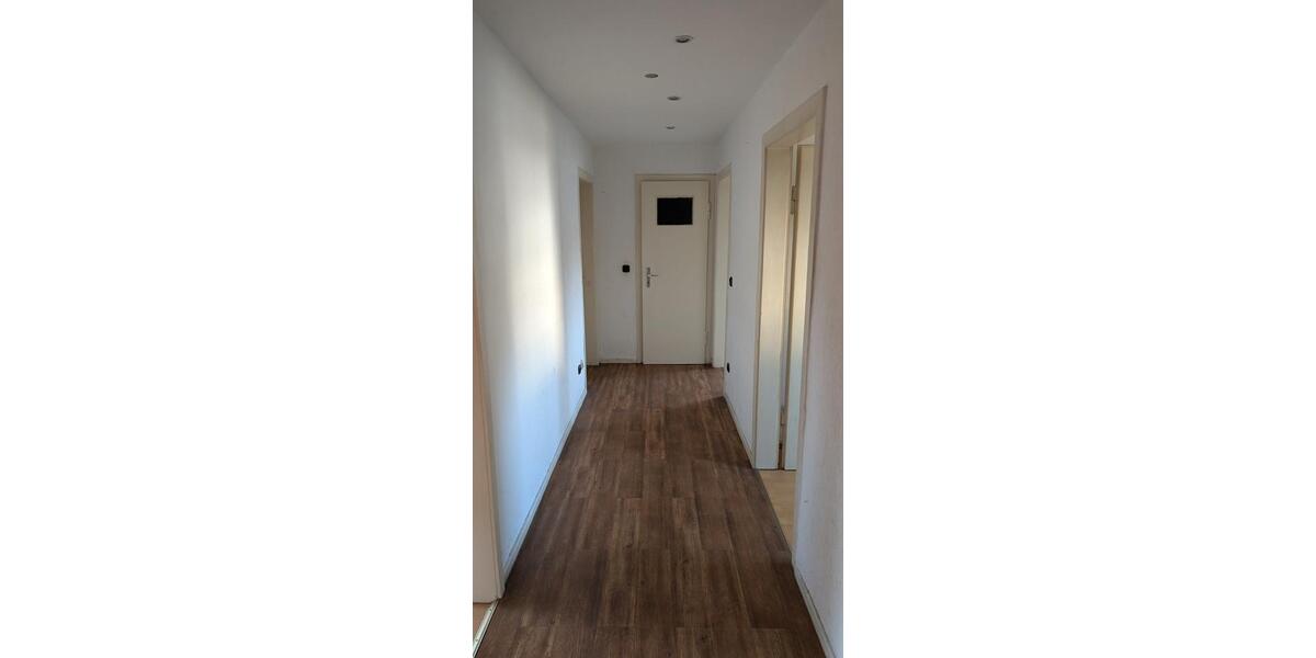 Dachgeschoßwohnung Mülheim an der Ruhr Linksruhr - 3.5 Zimmer, 58 m&sup2;, 725&euro; | Angebot:24658576