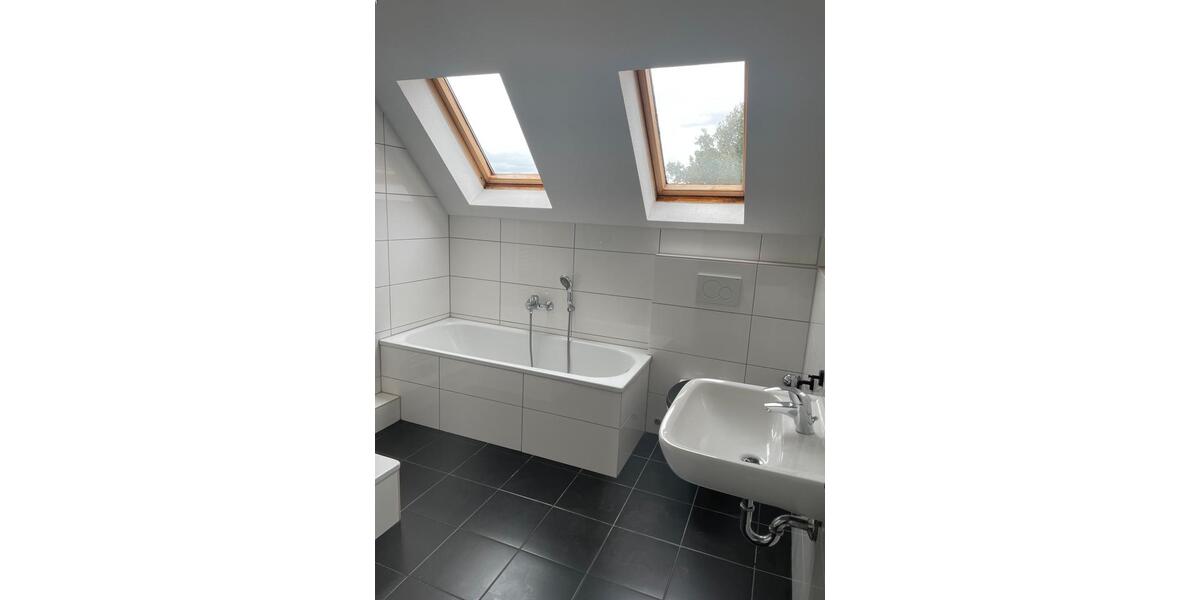 Moderne Dachgeschosswohnung - ideal für Katzenhalter zimmer