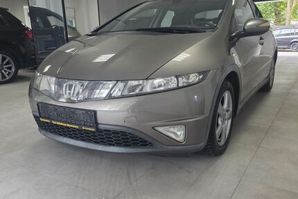 Honda Civic 262.724 km 3.499 &euro; Dinslaken 46537
