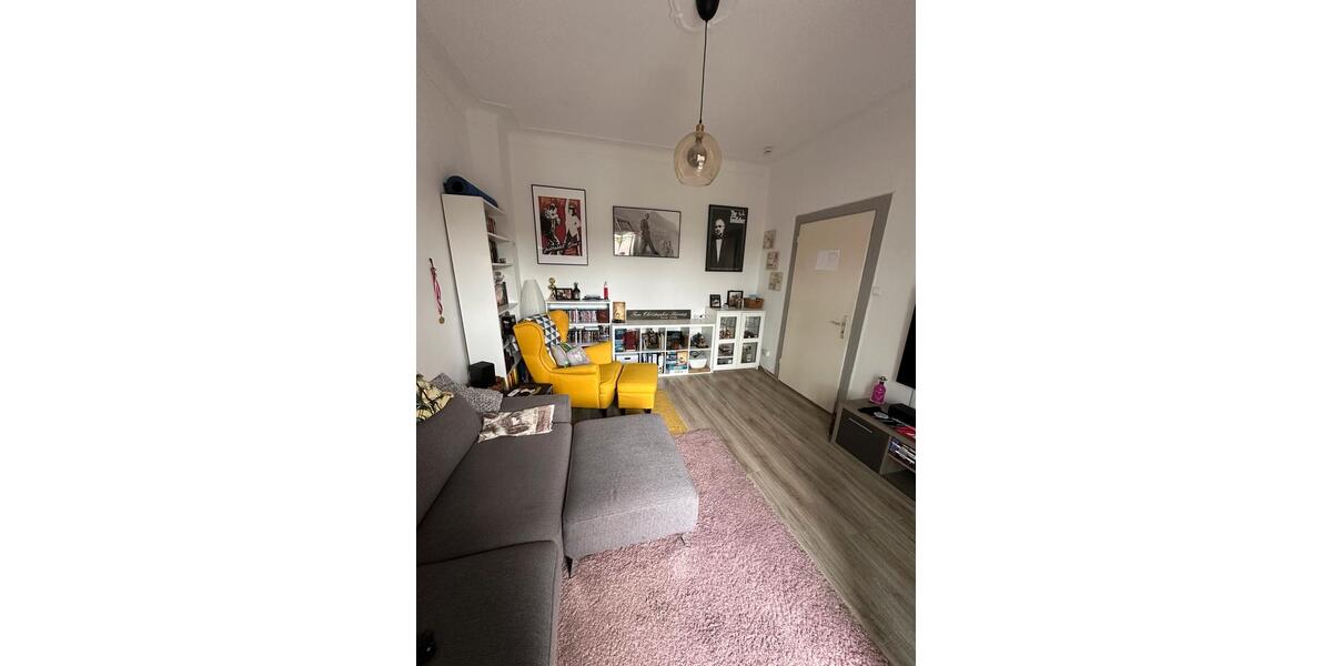 Etagenwohnung Krefeld Bockum - 1.5 Zimmer, 44 m&sup2;, 730&euro; | Angebot:26180540