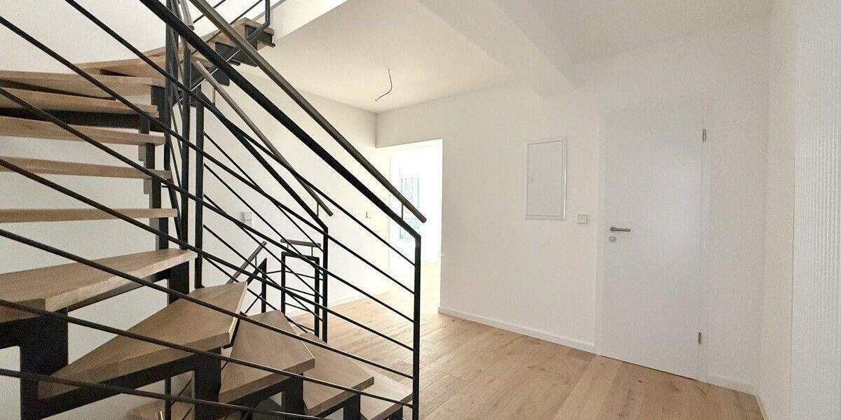 Reihenmittelhaus Hattingen Bredenscheid-Stüter - 5 Zimmer, 180 m&sup2;, 2.258&euro; | Angebot:25708869