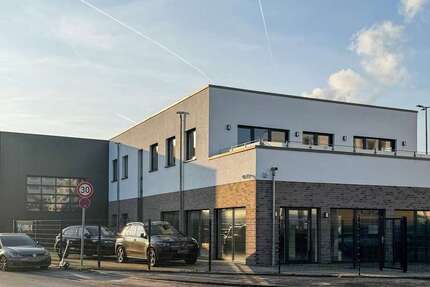 Einzelhandel in Oberhausen 6.719 € 207 m² zimmer