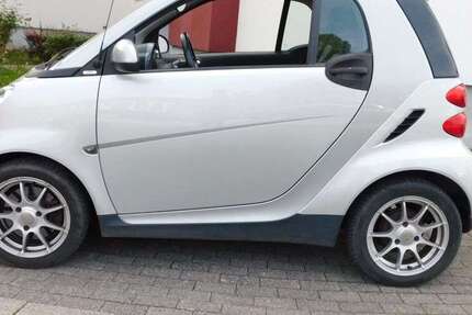 Smart forTwo 157.378 km 2.999 &euro; Mülheim an der Ruhr 45473