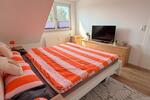Dachgeschoßwohnung Duisburg Huckingen - 3 Zimmer, 70 m&sup2;, 200.000&euro; | Angebot:27425714