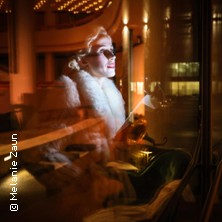 Das kunstseidene Mädchen 16.12.2025 Schauspielhaus - Foyer