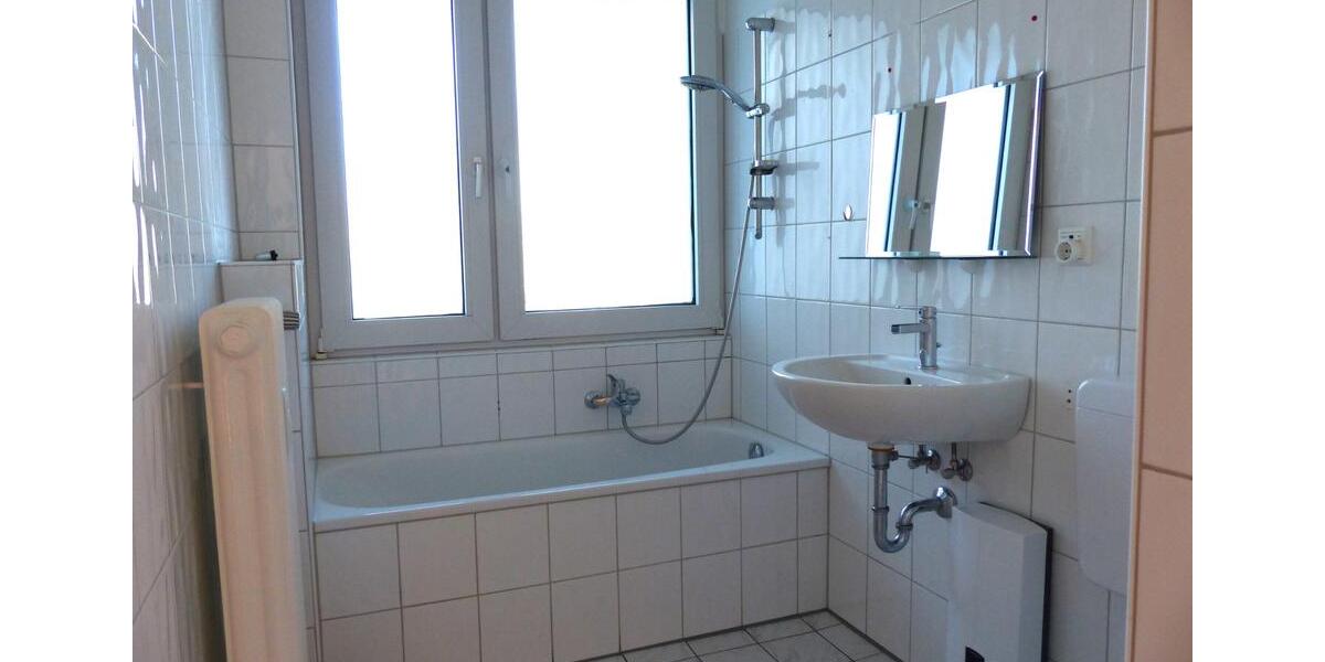 Erdgeschoßwohnung Heiligenhaus - 2 Zimmer, 60 m&sup2;, 450&euro; | Angebot:25377310