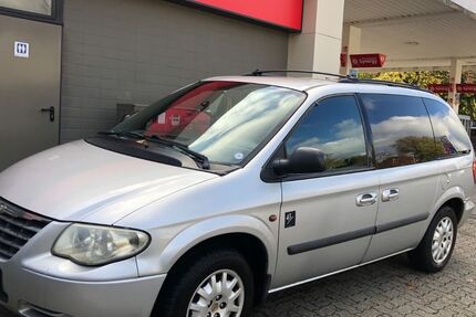 Chrysler Voyager 240.000 km 2.199 &euro; Duisburg 47167