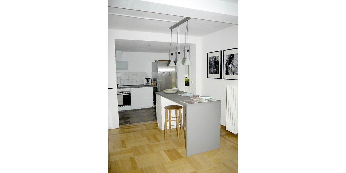 Einmalige Gelegenheit! Anspruchsvolles Wohnhaus mit Parkgrundstück in Top-Lage 8 zimmer