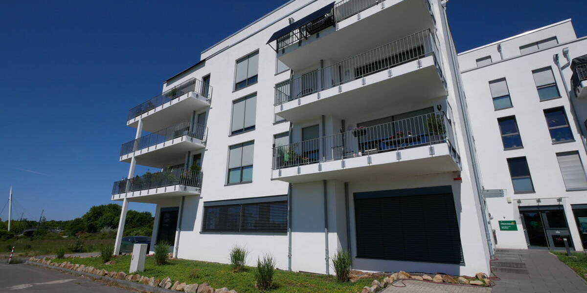 Attraktive, neuwertige Erdgeschoss - Büroetage am Hafen Graf Bismarck mit 6 Stellplätzen 5 zimmer