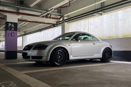 Audi TT 175.000 km 6.800 &euro; Bochum 44879
