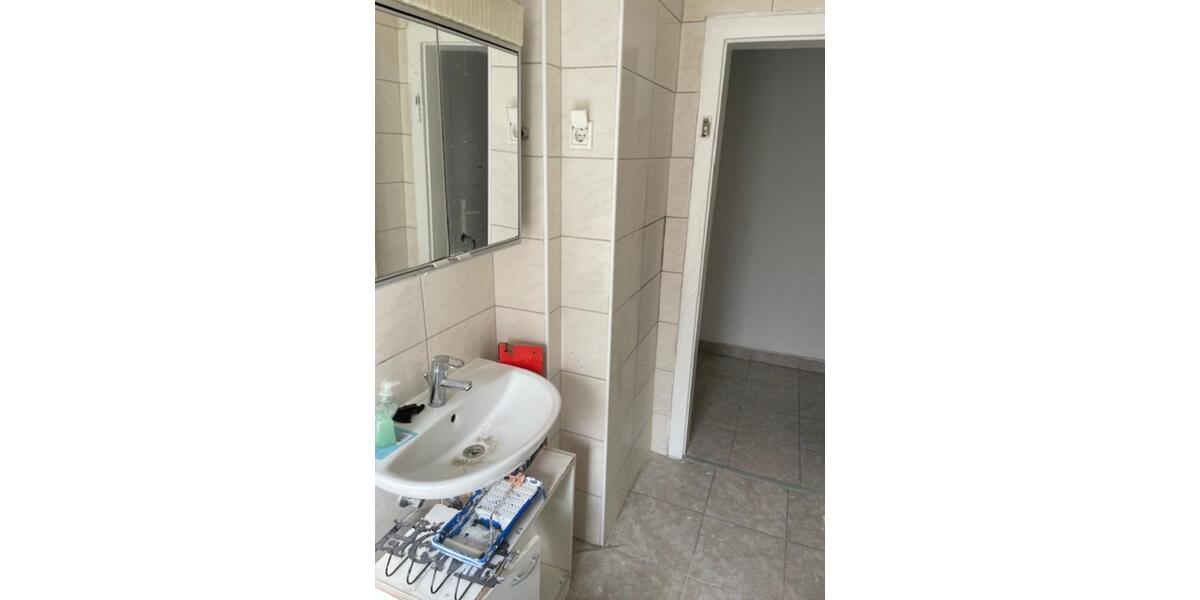 Wz Sz Gr. Wohn-Küche Bad Korr. Balk. auf Raten mit Anz. 3 zimmer