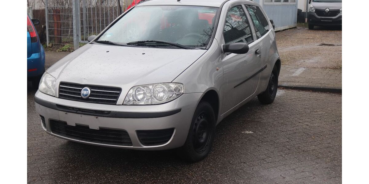Fiat Punto 117.893 km 750 &euro; Duisburg 47169