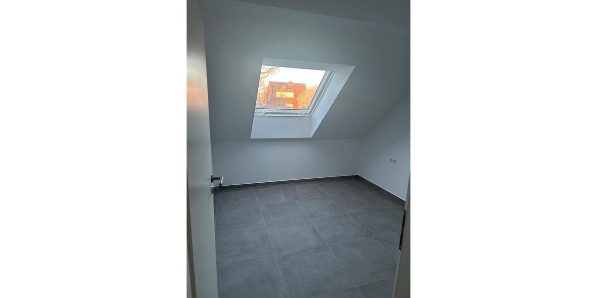 Dachgeschoßwohnung Dorsten Altstadt - 4 Zimmer, 101 m&sup2;, 1.200&euro; | Angebot:25395282