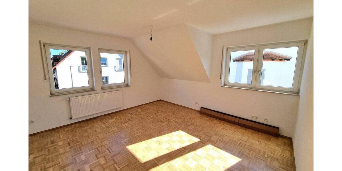 Etagenwohnung Bochum Höntrop - 3 Zimmer, 118 m&sup2;, 1.250&euro; | Angebot:26875118