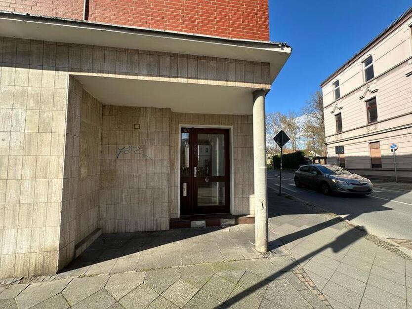 Helle Bürofläche im EG zu vermieten zimmer