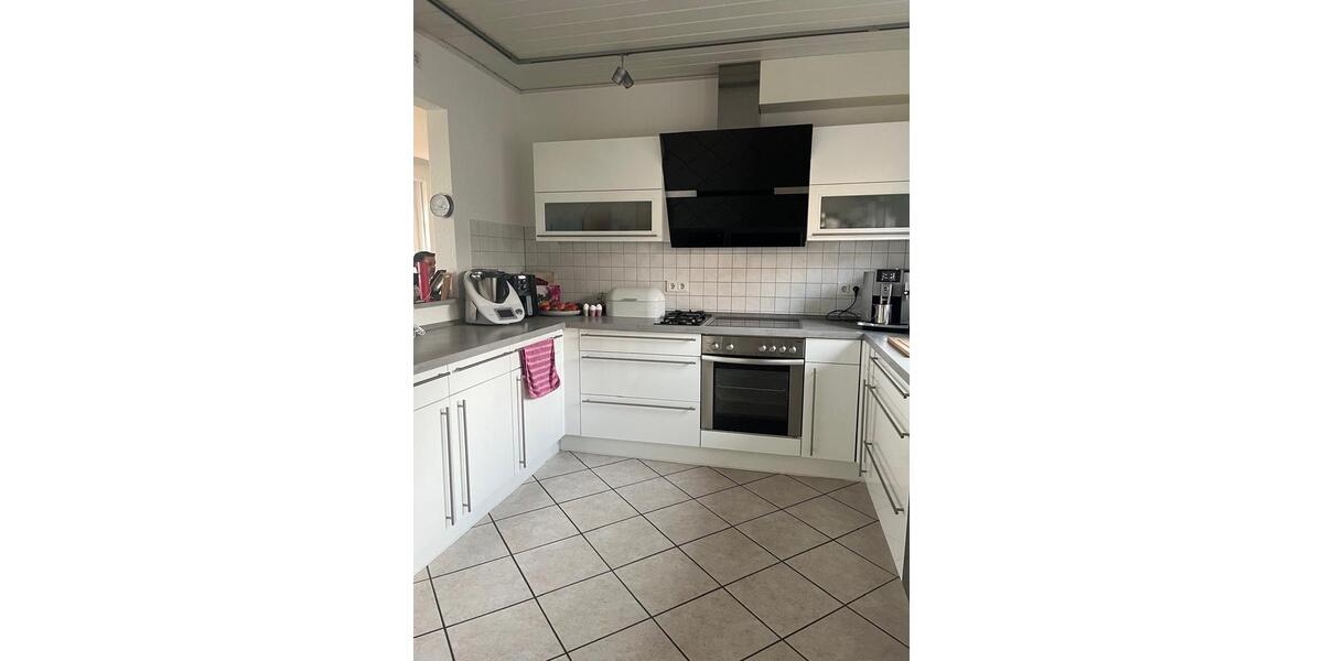 Terrassenwohnung Tönisvorst - 5 Zimmer, 170 m&sup2;, 2.185&euro; | Angebot:26407229