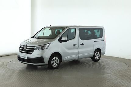 Renault Trafic 23.901 km 36.880 € Oberhausen 46049