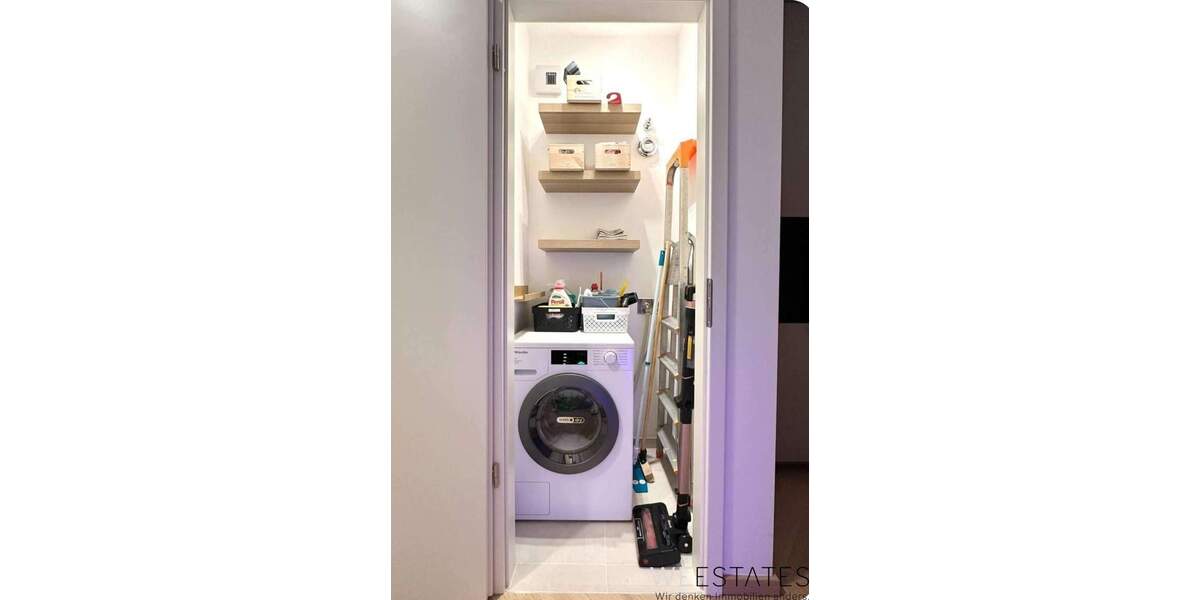 Etagenwohnung Düsseldorf Heerdt - 2 Zimmer, 55 m&sup2;, 1.400&euro; | Angebot:24500320