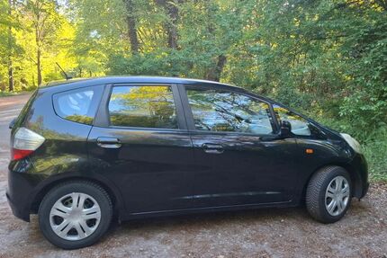 Honda Jazz 178.000 km 3.100 &euro; Kamp-Lintfort 47475