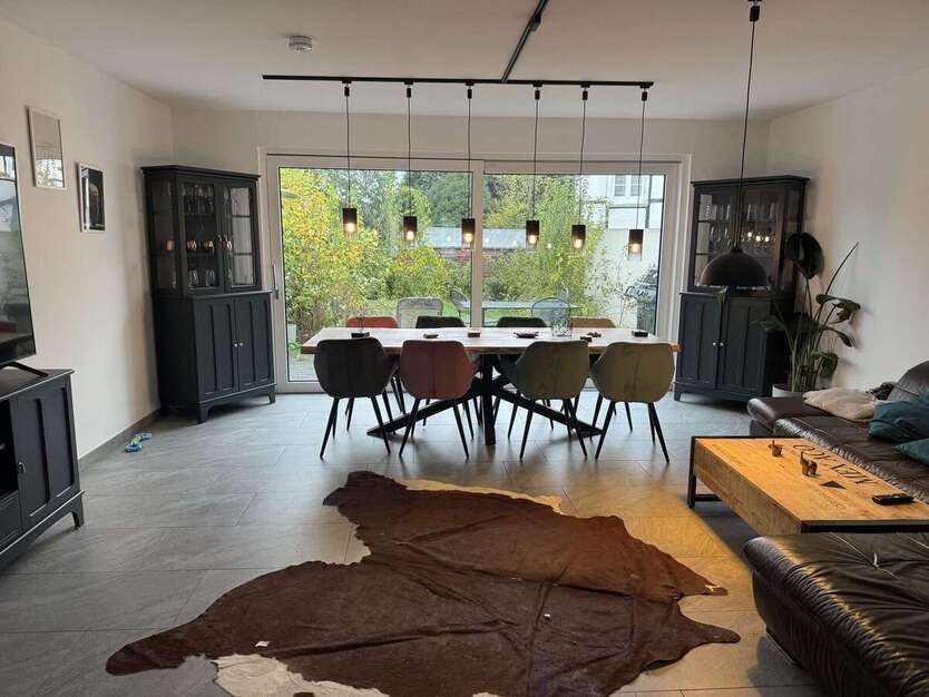 Haus zum Mieten in Bochum 2.125 € 156 m² 5 zimmer