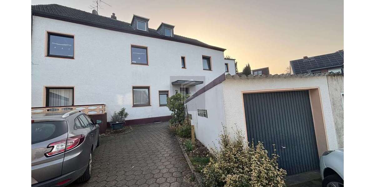 Einfamilienhaus Bochum Eppendorf - 11 Zimmer, 330 m&sup2;, 559.000&euro; | Angebot:27367752