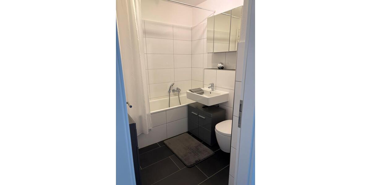 Etagenwohnung Duisburg Hamborn - 3.5 Zimmer, 76 m&sup2;, 157.500&euro; | Angebot:26903177